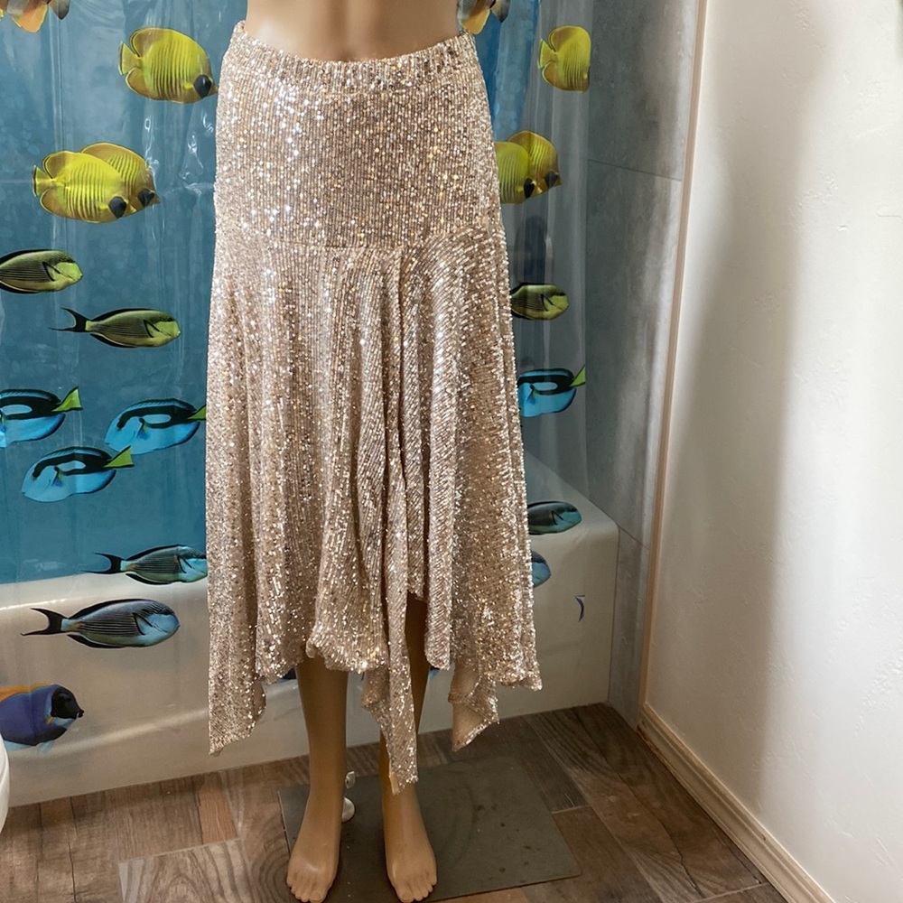 Topshop champagne sequin size 4 skirt
